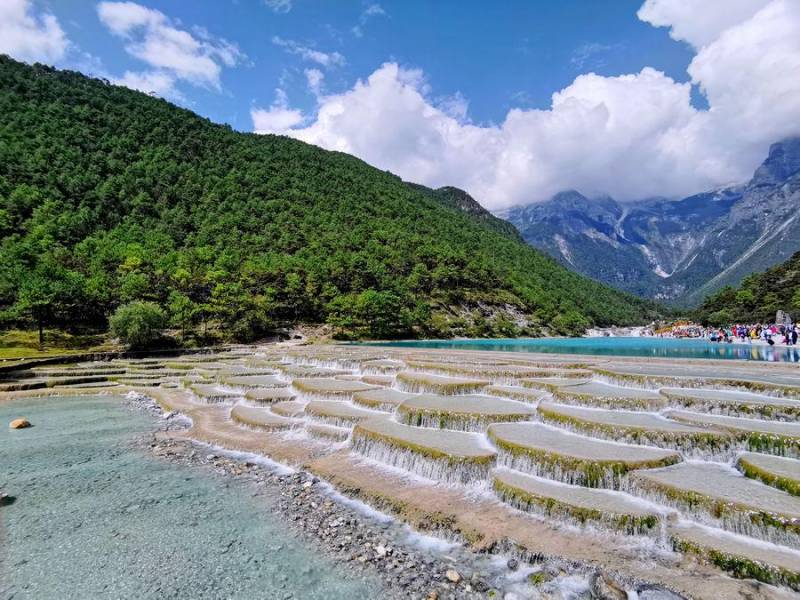 玉龙雪山蓝月谷攻略（丽江蓝月谷门票价格）