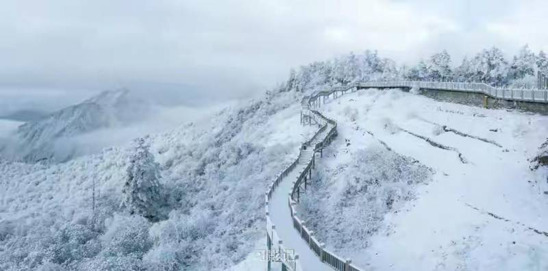 西岭雪山游玩攻略一日游（雁荡山旅游攻略三日游）