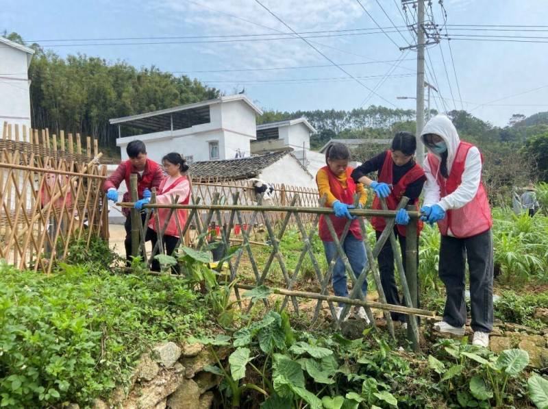 陆川的微博新浪微博（陆川今天最新新闻）