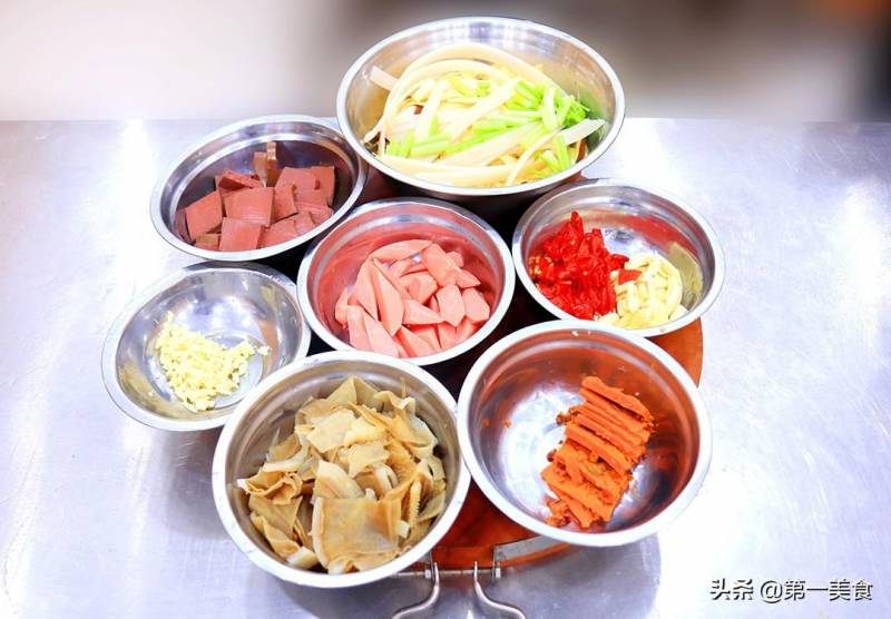 四川最受欢迎的十五道经典川菜是什么（川菜十大名菜热菜）