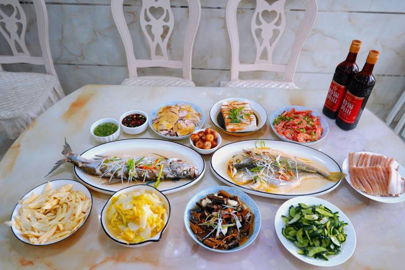 鮮嫩粽香黃魚，煖煖的家常做法，揭秘大黃魚又嫩又香的烹飪竅門