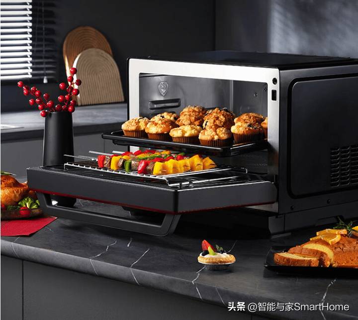 中国红2023格兰仕微蒸烤炸一体机，新一代厨房神器，解锁烹饪新姿势