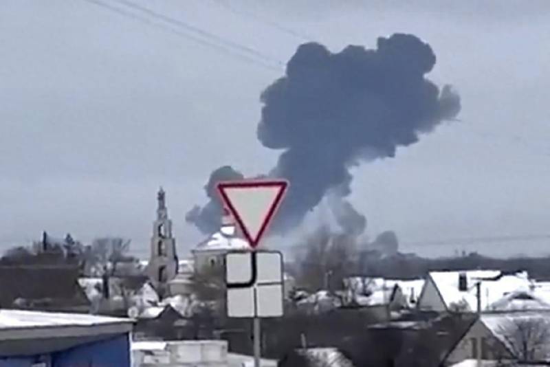 俄军机坠毁疑云，是误击所致还是有人暗中“做局”？内幕调查备受关注