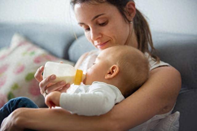 八个月宝宝拉肚子怎么办？家长必看的护理与食疗指南