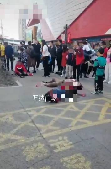 吉林昌邑万达广场微博视频曝光，惊险一刻，警方介入调查疑似安全事故