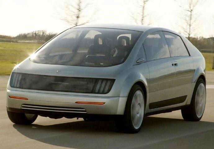 主动底盘惊为天人，氢能驱动、滑板底盘、线控转向，20年前通用概念车引领时代风骚！