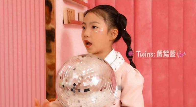 Twins友爱十年，禾熙艺员Twins原创单曲《姐姐妹妹》深情致敬，感恩同行日正式上线
