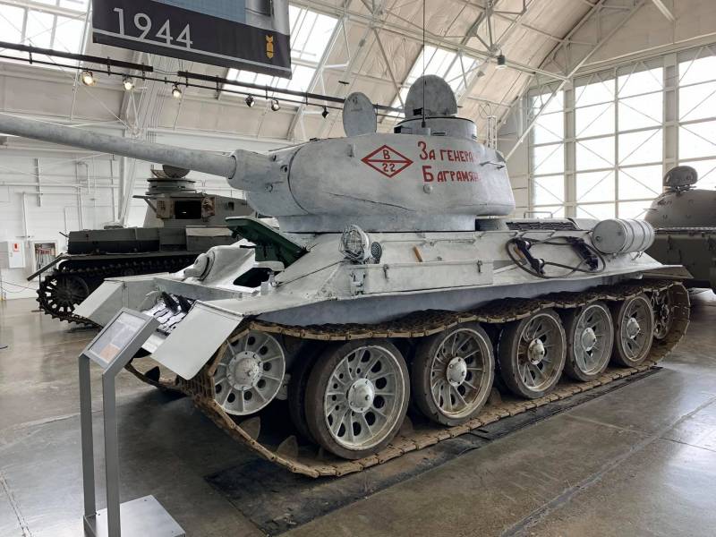 【坦克世界】苏系钢铁洪流，第一代传奇T-34坦克引领的战场风云录