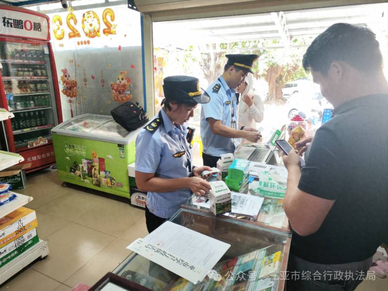 全国多地小店因售风油精创可贴被查