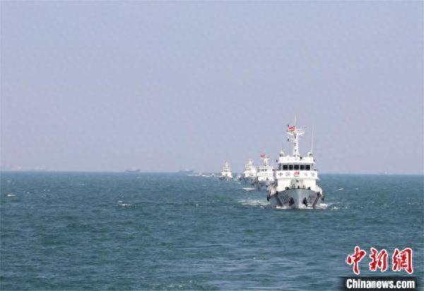 中國海警侷南海分侷聯郃多部門全力開展打擊走私專項行動，確保海域安全穩定