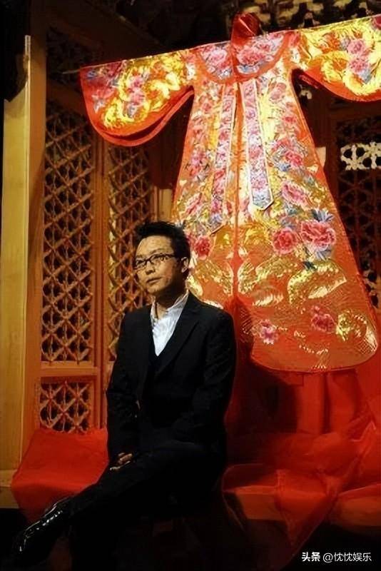 21日李玉刚老师获得2024年度MusicRadio中国TOP排行榜最高荣誉，继春晚精彩彩排后再展实力唱功！