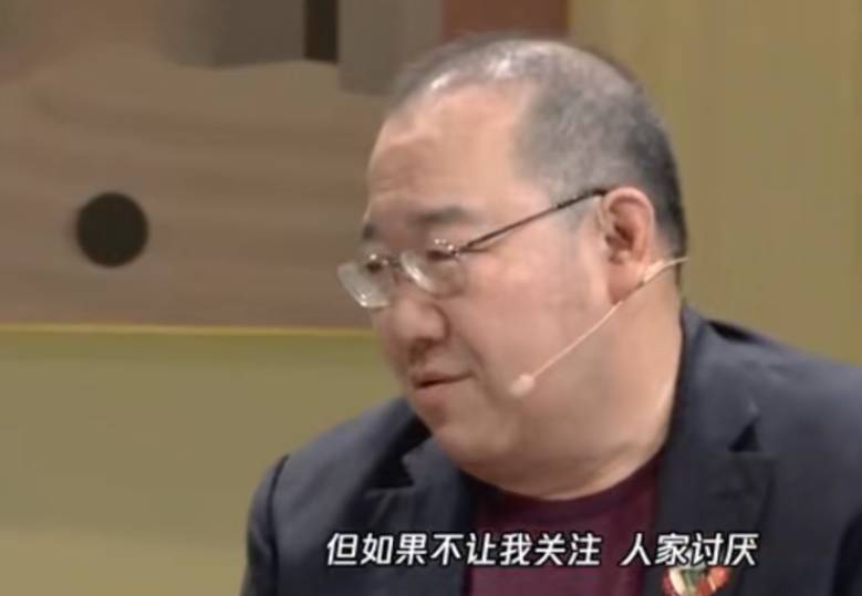 英达小儿子英如镝罕见谈及与哥哥巴图关系，自曝多年未联系，感慨回应显心酸