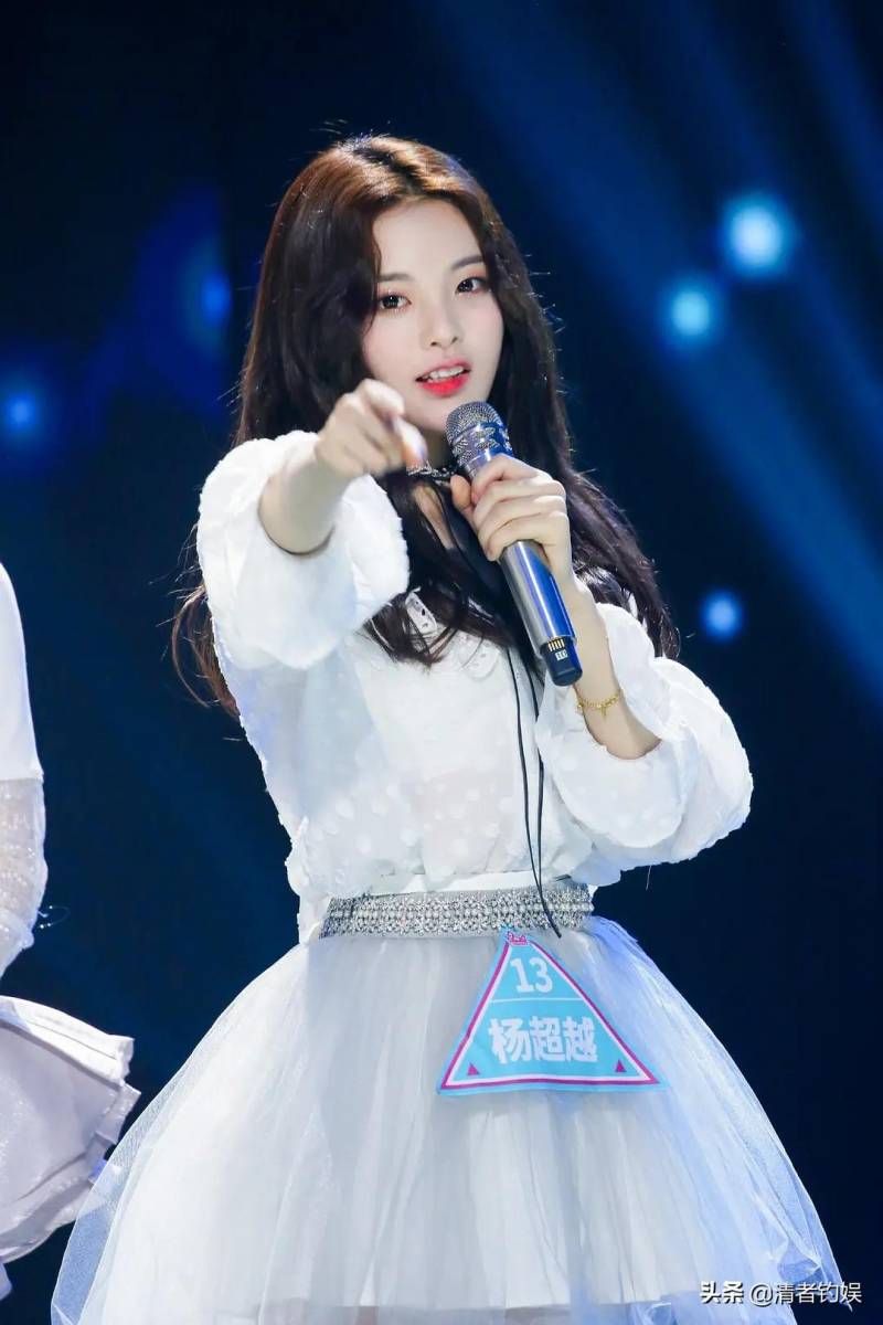 Produce101回顾1，选秀舞台的星光璀璨，揭秘杨超越爆红之谜——《创造101》经典片段重温，人美景美人更真