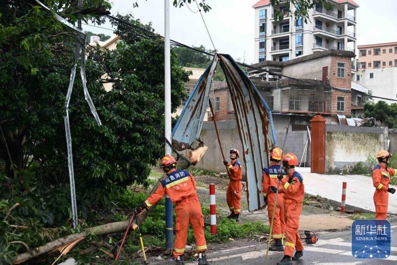 广州白云区龙卷风造成5死33伤 恢复重建工作有序推进