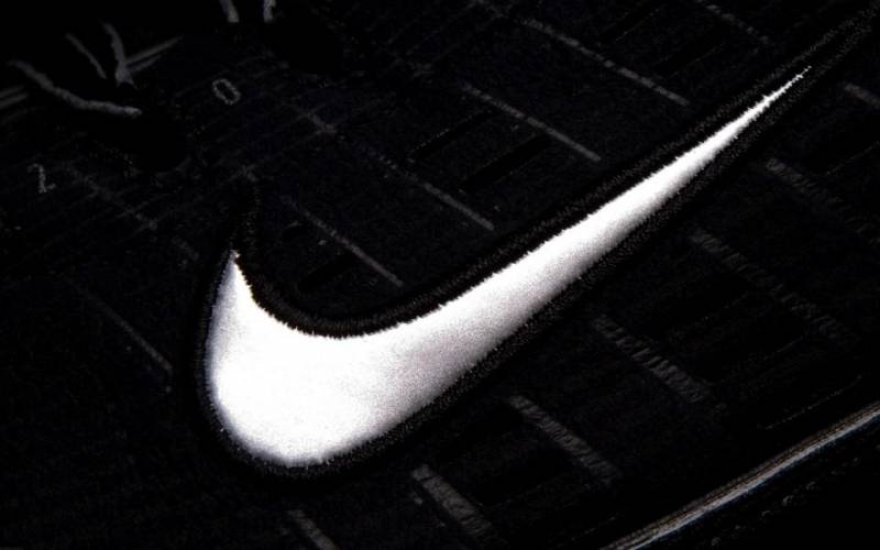 NikeStore的微博，【新鞋发售攻略】在哪里抢购最新Nike球鞋？全方位购买途径指南！快来了解！