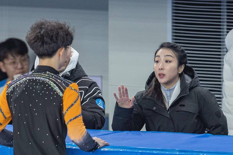 郭蕊張益文，冰上情侶的追夢之旅——探訪中國花樣滑冰的希望之星