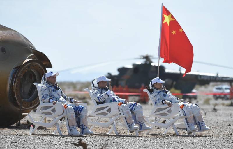 太空三人何时归来？神舟十二号“太空出差三人组”圆满完成任务，预计9月中旬荣归故里！