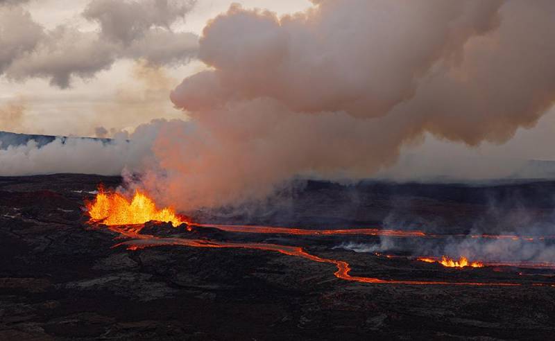 世界最大活火山噴發，震撼全球，環太平洋地區緊張應對