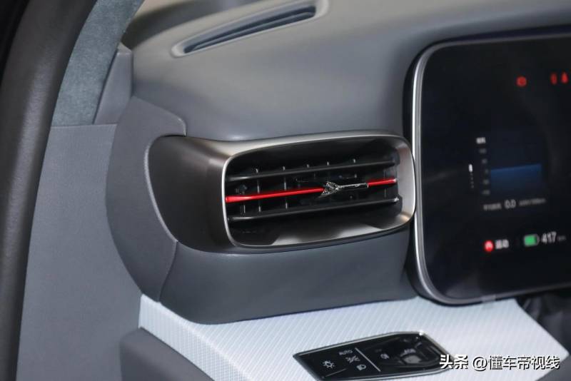极狐阿尔法S先行版，搭载华为ADS 2.0，后驱款闪耀2024北京车展，引领智能驾驶新潮流