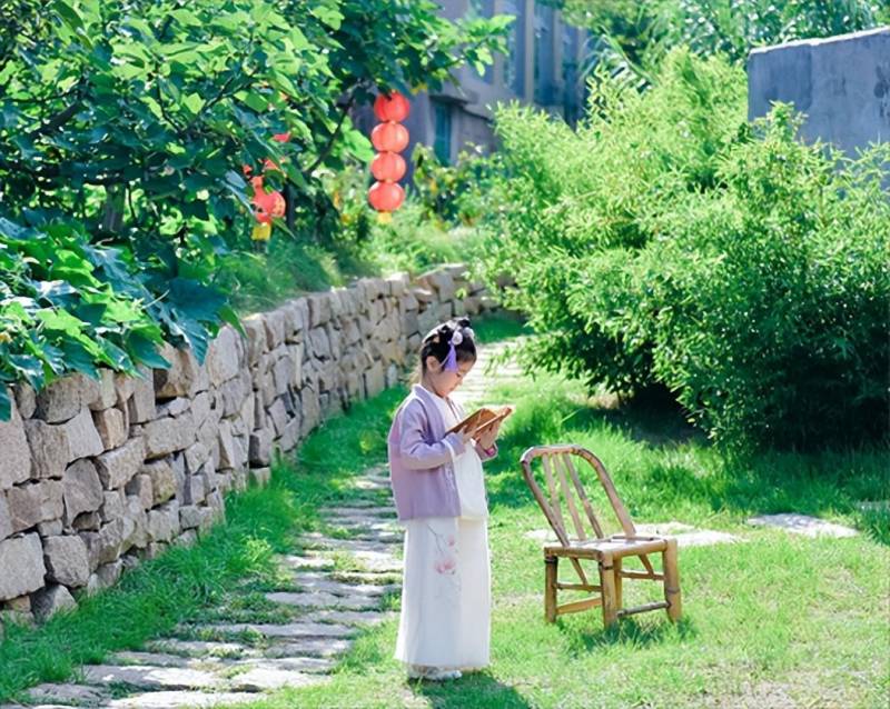 榮成根雕技藝，匠心獨運，這個夏天，我在威海榮成石島等你共賞藝術之美