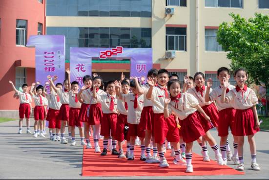 教育见证，桃李芬芳二十载，杭州市实验中学成果展示感恩成长之路