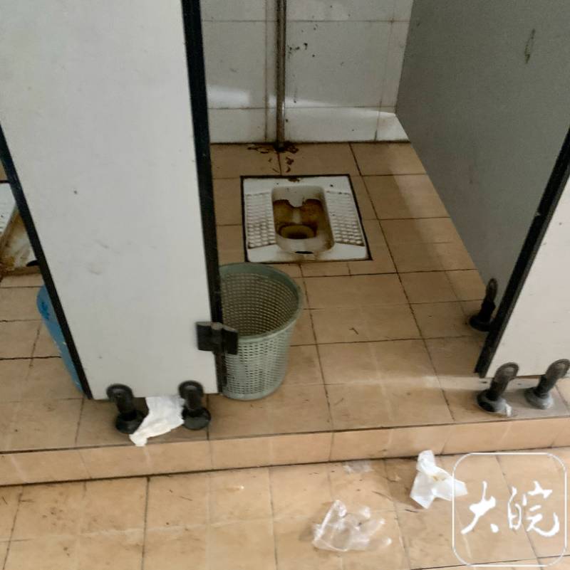 合肥江南茗茶城微博，市民关注卫生间问题，物管迅速整改
