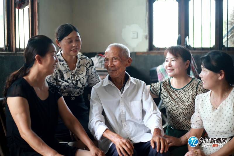 青阳腔《金锁记》声动人心，湖口青阳腔传承人殷武焕自豪后继有人