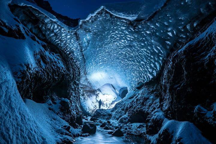 冰岛旅游局微博，幽默感让冰岛成疫情后热门旅游地