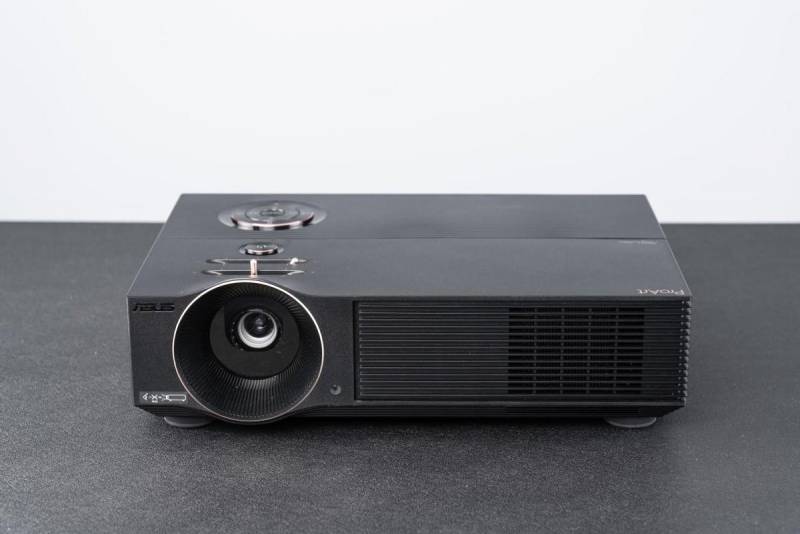 投影之窗Projector，华硕ProArt A1，色彩艺术新境界！