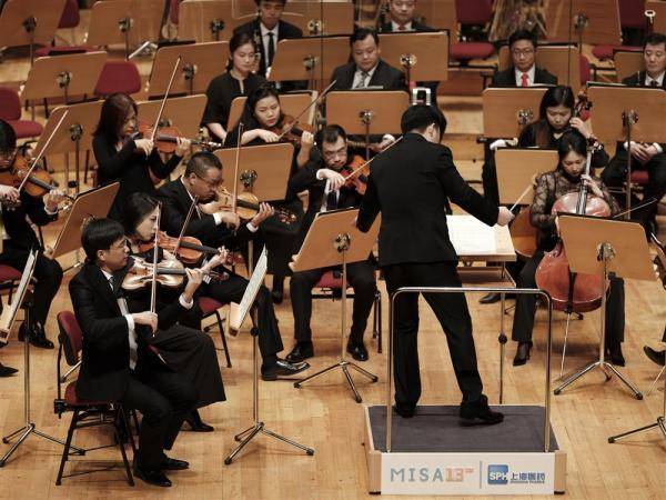 上海夏季音乐节微博，线上共享，无观众的音乐盛宴