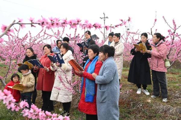 我为创城加一分，乡村文化广场映照村民幸福时光