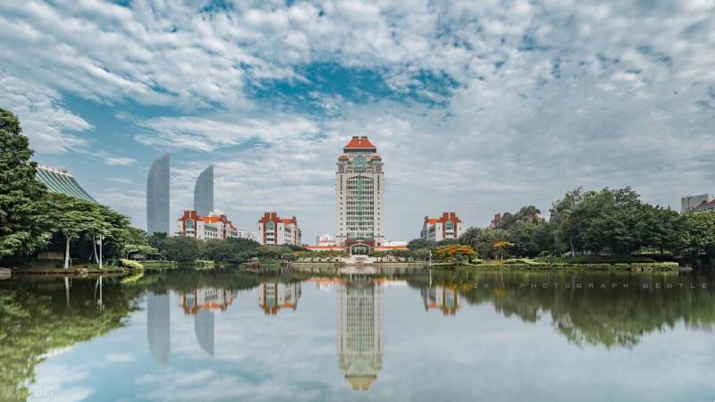 厦门国际青年旅舍微博，六天五夜热门景点行程推荐