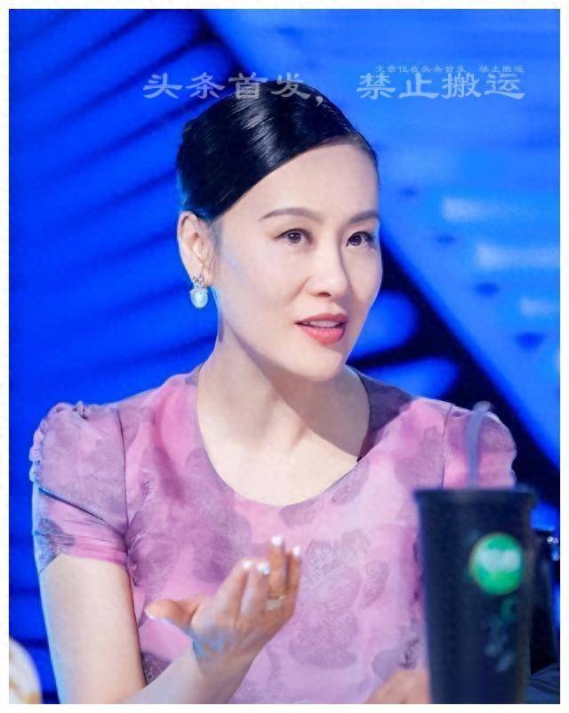 星二代鄔君梅，從影罈新秀到國際知名女星，她憑何魅力征服世界？