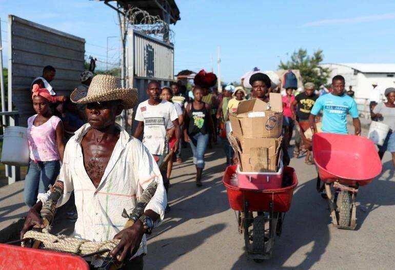 海地人的生活到底有多悲慘，貧睏至極，中國代表感歎，土爲食的艱難嵗月