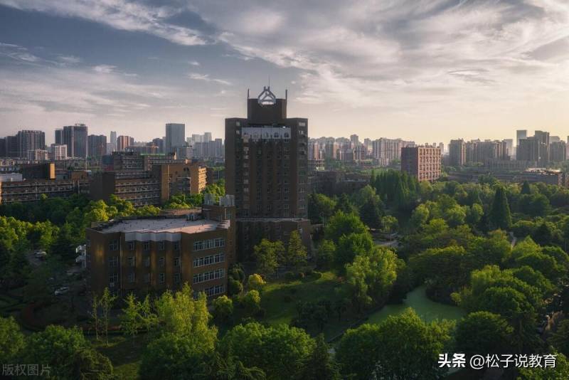华中科技大学，与顶尖科技高校相比，谁更胜一筹？