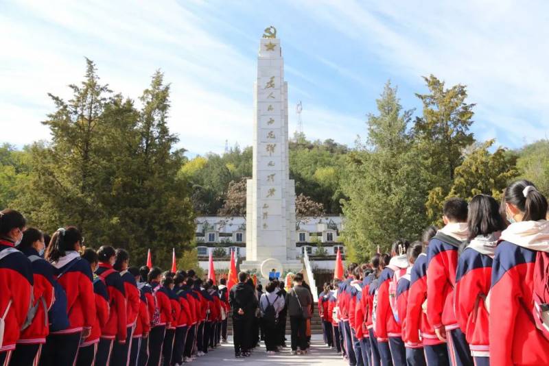 陕西延安中学，深化立德树人理念，打造思政教育标杆