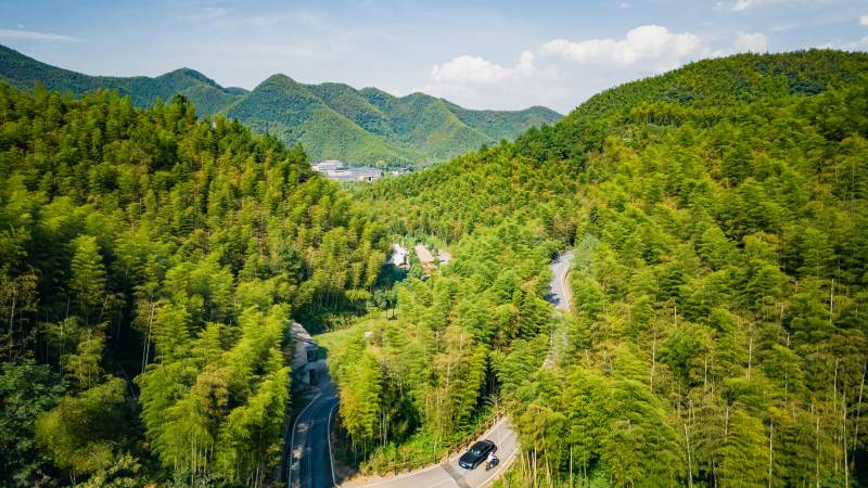 江西大余夏日古村，青山绿水绘如画，周末自驾寻烟火。