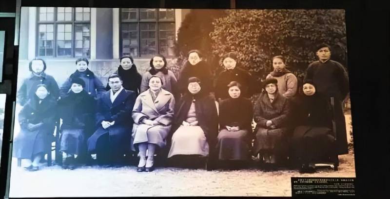 南京大学档案馆纪录片，记忆之光，历史印记点亮和平未来 
