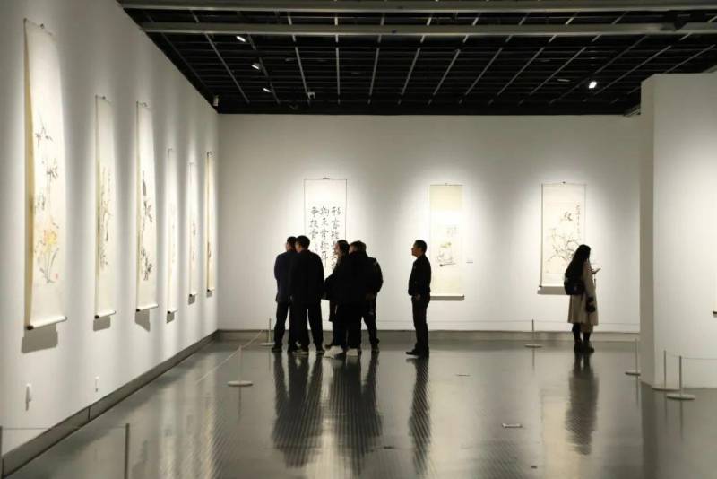 美术特刊，李涵世纪书画展在浙江美术馆绽放，传统笔墨韵味悠长