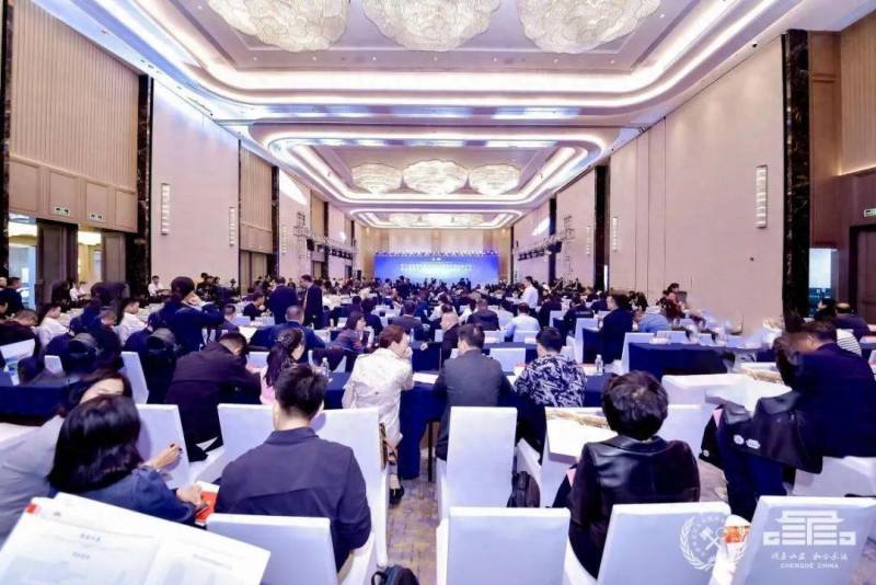 中国食品工业协会的微博，第十届全国食品安全监管信息大会在承德召开