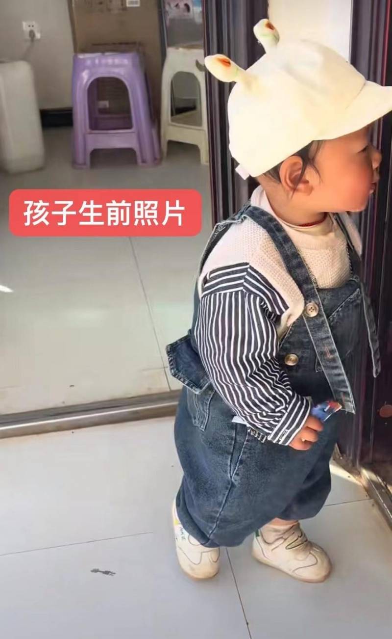 悲剧！一岁幼童不慎掉入水桶 奶奶疏忽酿惨剧