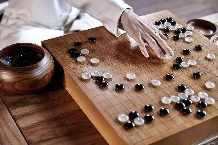 围棋世界冠军夫妇决战梵净山，金顶巅峰对弈一触即发！