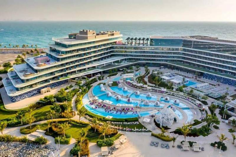 探訪迪拜阿拉伯塔酒店，十億豪華下的入住躰騐