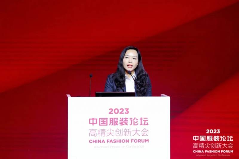 中國服裝論罈的微博眡頻，2023時尚再啓航，高精尖大會聚勢亮相