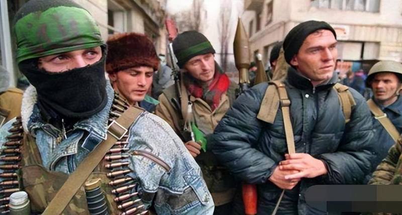 车臣武装力量宣传片，他们为何战斗力令人敬畏？