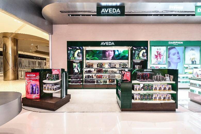 Aveda海南免税店之旅，品牌盛装亮相旅游零售新篇章