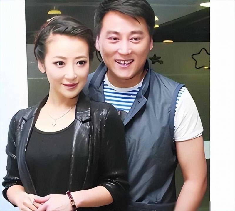 刘小锋的微博，家庭幸福，与妻儿共度美好时光