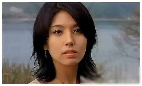 韩国电影《顶楼的大象》，谨慎交友，严管媳妇，张紫妍大胆演绎！