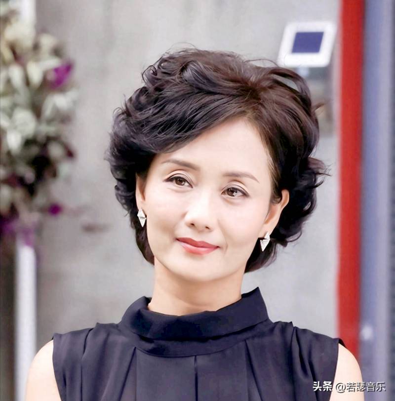 《一起来看流星雨》张翰妈妈李颖饰演，剧情中表现引争议